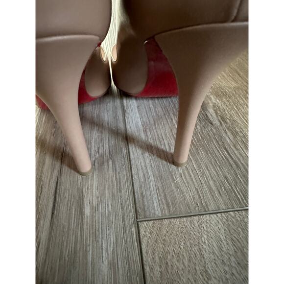 Christian Louboutin Nude Pointy Toe Heel Pump size 37.5 - Picture 4 of 16